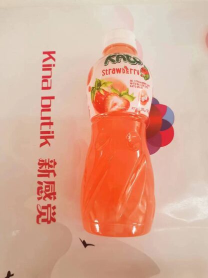 KATO Strawberry Juice with Nata De Coco 320ml